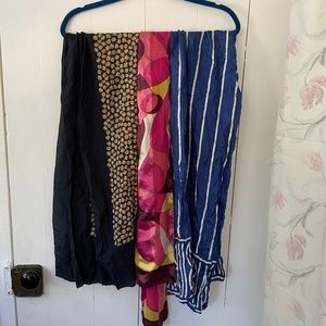 Bundle of 3 scarves